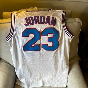 Jordan Space Jam Jersey Men’s Medium